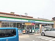 コンビニ「ファミリーマート名南港東通店まで105m」