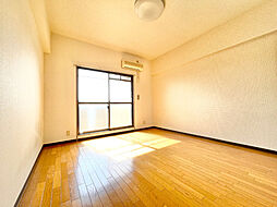 ソフィア柴田 3階1Kのリビング/ダイニング