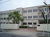 中学校「名古屋市立南光中学校まで1413m」