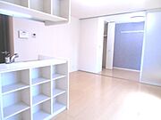 対面キッチンで、収納も多く使いやすさ抜群です