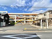 幼稚園、保育園「葵第一幼稚園まで590m」