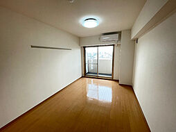 ニューシティアパートメンツ円上町 8階1Kのリビング/ダイニング