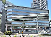銀行「三菱UFJ銀行鶴舞支店まで456m」
