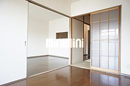 居間