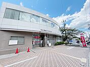 郵便局「豊が丘郵便局まで600m」