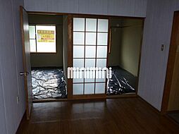 居間
