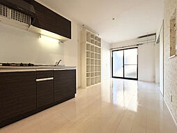 Ｒａｙｕｒｅｓ 1階1LDKのリビング/ダイニング