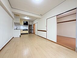 居間