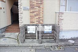 4 / 4