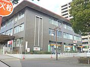 郵便局「港郵便局まで720m」