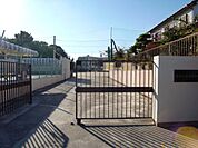 小学校「名古屋市立高針小学校まで389m」