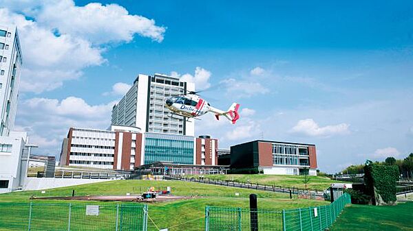 画像27:病院「愛知医科大学病院まで1700m」