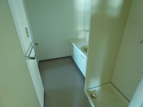 ラクラッシィ社ヶ丘 ｜愛知県名古屋市名東区社が丘４丁目(賃貸マンション3LDK・2階・76.20㎡)の写真 その9