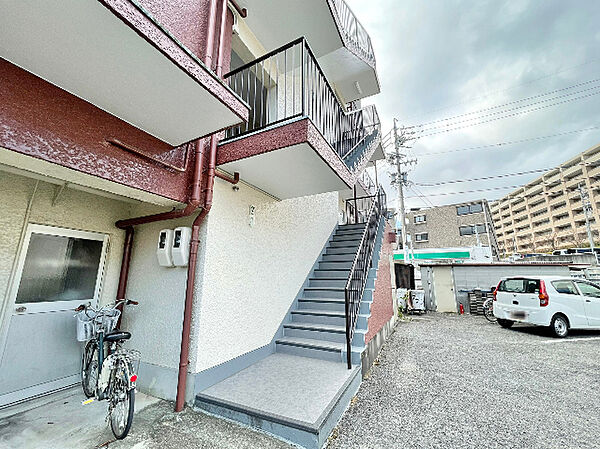 建物エントランス