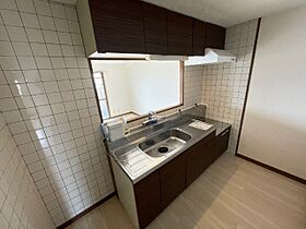 ドミール藤井  ｜ 愛知県名古屋市天白区梅が丘５丁目（賃貸マンション2LDK・3階・71.20㎡） その5