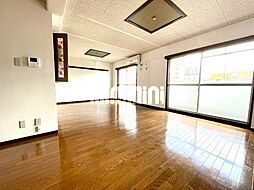 アーストンビル 3階2LDKのリビング/ダイニング