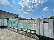 中学校「名古屋市立天白中学校まで1756m」