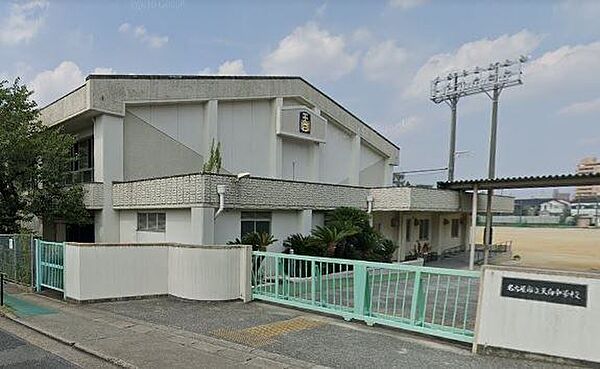 画像18:中学校「名古屋市立天白中学校まで861m」