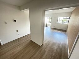 ピュア五反田 2階3LDKのリビング/ダイニング