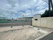 中学校「名古屋市立植田中学校まで236m」