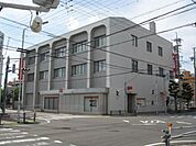 銀行「三菱東京ＵＦＪ尾西支店まで700m」