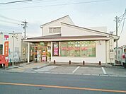 郵便局「尾西三条郵便局まで671m」