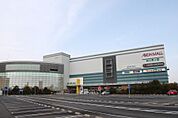 ショッピング施設「イオンモール木曽川まで1600m」