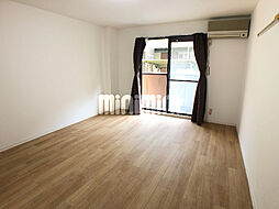 ホワイトクラウドII 3階1Kのリビング/ダイニング