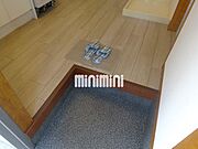 下駄箱を置いて仕切りを作るのもいいですね！