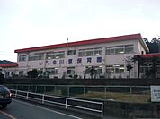 幼稚園、保育園「牛川東保育園まで450m」
