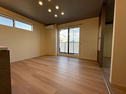 グレイスガーデン赤渋 101 1階1LDKのリビング/ダイニング