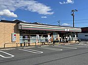 コンビニ「セブンイレブンまで450m」