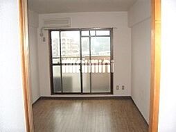 アーバンシャポーナカノ 4階1Kのリビング/ダイニング