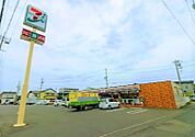 コンビニ「セブンイレブン半田成岩本町店まで297m」