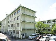 小学校「春日井市立高座小学校まで1565m」