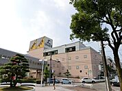 スーパー「アピタ高蔵寺店まで1100m」