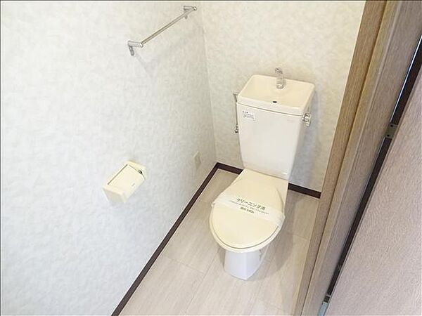 トイレ：コンセント差口のあるトイレ