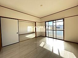 居間