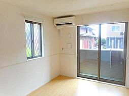 カーサみやびVI 1階1LDKのリビング/ダイニング