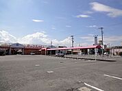 スーパー「マックス津島まで720m」