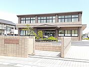 役所「津島市役所神守支所まで252m」