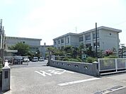 中学校「津島市立神守中学校まで966m」