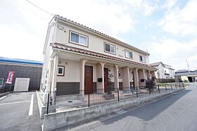 ポピュレール  ｜ 愛知県豊川市大橋町３丁目（賃貸テラスハウス2LDK・1階・62.93㎡） その1