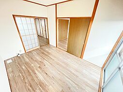 居間
