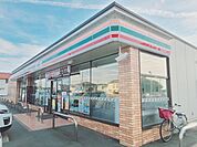 コンビニ「セブンイレブン　豊川篠束店まで250m」