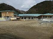 幼稚園、保育園「長篠こども園まで2900m」