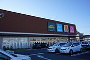 ドラッグストア 「マツモトキヨシ豊川店まで560m」