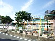 幼稚園、保育園「豊川市立下長山保育園まで528m」