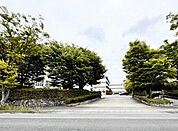 中学校「安城市立篠目中学校まで1741m」