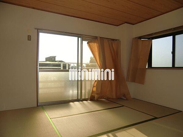 画像17:出窓から犬山城を眺めれる立地条件ですよ！